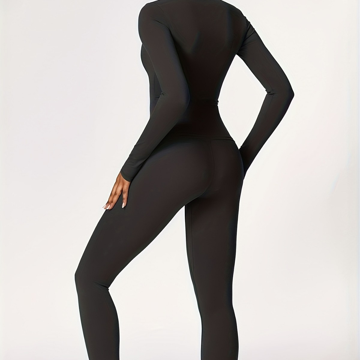 Tight-fitting yoga suit slim l - Yoga & Fitness Classes By Niharika Zirakpur Reviews recensie en prijs